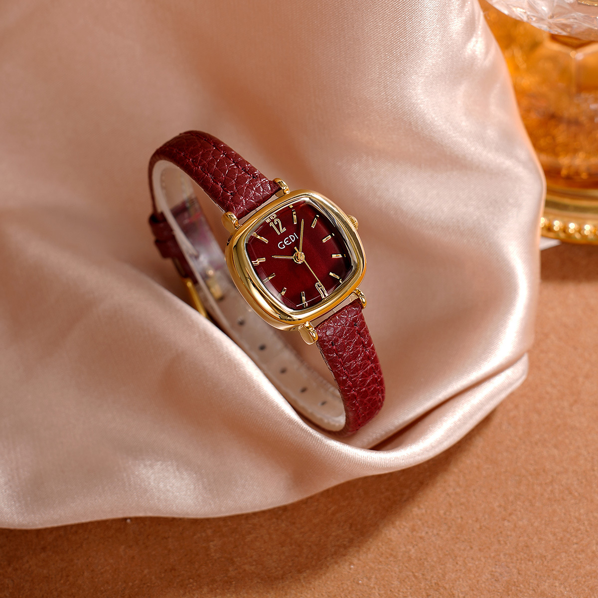 UTHAI 61018 CQ490 Kesederhanaa - Luxury Watch Values ulasan dan harga